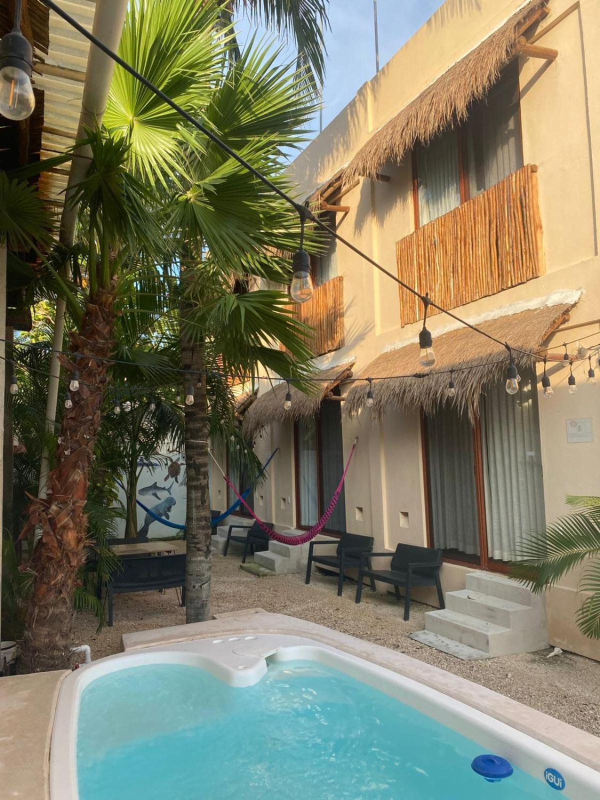 Hotel Pelecanus Suites Holbox Kültér fotó