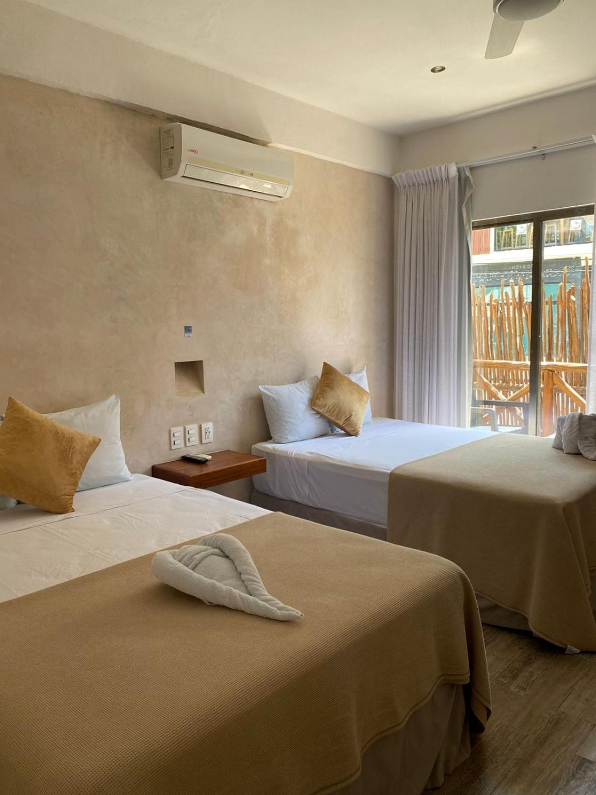 Hotel Pelecanus Suites Holbox Kültér fotó