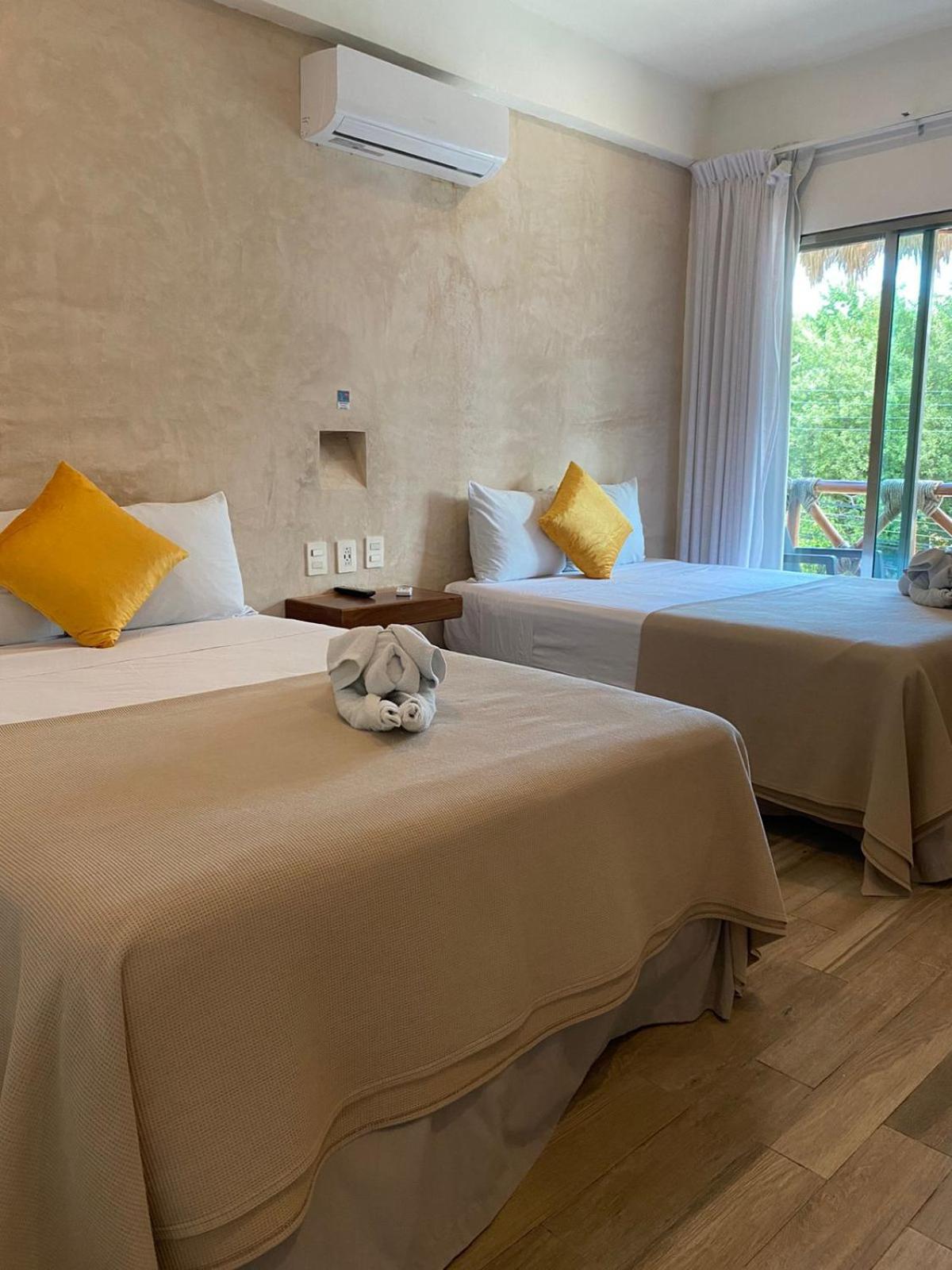 Hotel Pelecanus Suites Holbox Kültér fotó