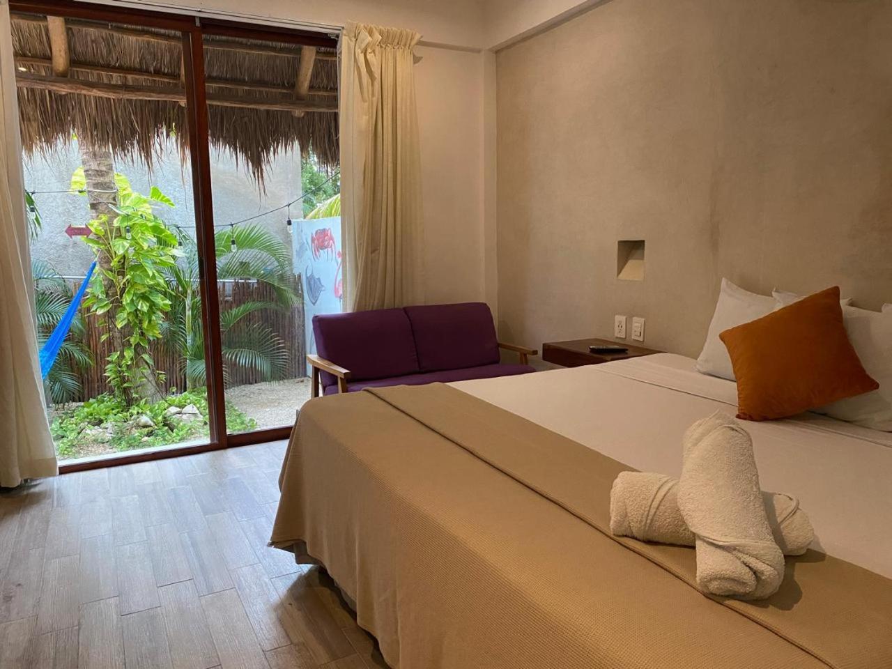 Hotel Pelecanus Suites Holbox Kültér fotó