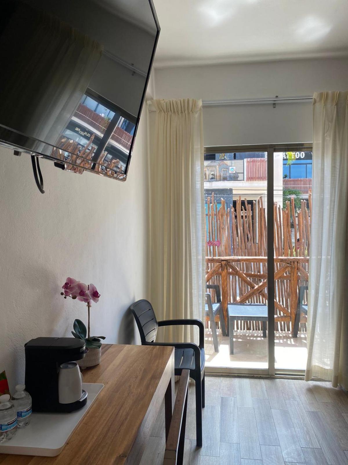 Hotel Pelecanus Suites Holbox Kültér fotó