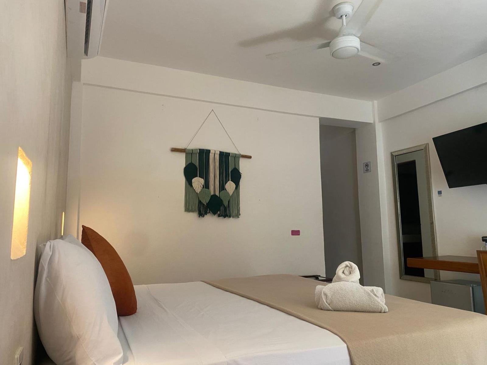 Hotel Pelecanus Suites Holbox Kültér fotó